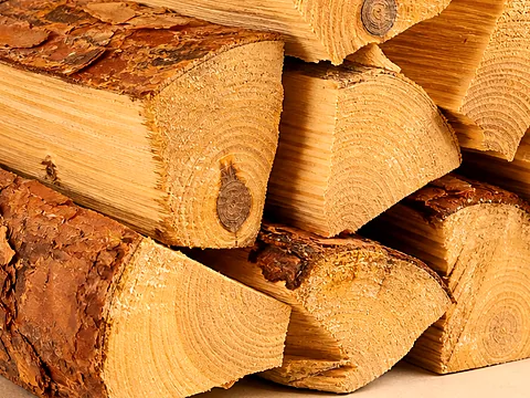 Дрова из лиственницы — фактура распила